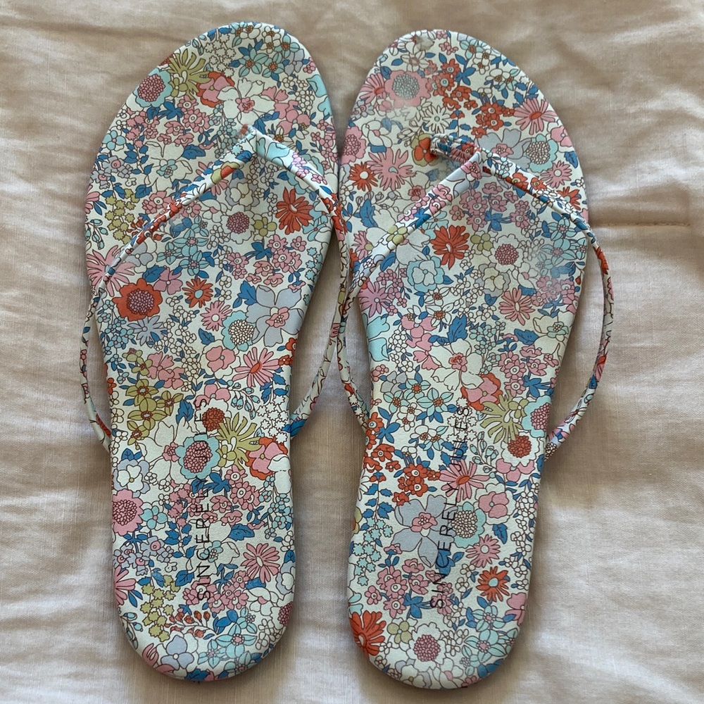 Sincerely Jules Floral Print Sandals